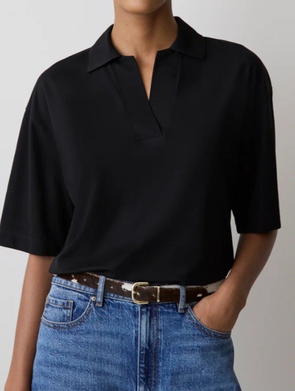 RW&CO. Women's Black Short-Sleeve Polo V-Neck